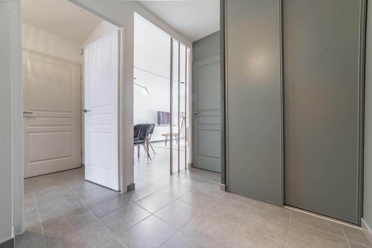 Ferienwohnung Elegant T3 Au Panier Vieux Port Avec Terrasse Privee Et Parking Marseilles Exterior foto